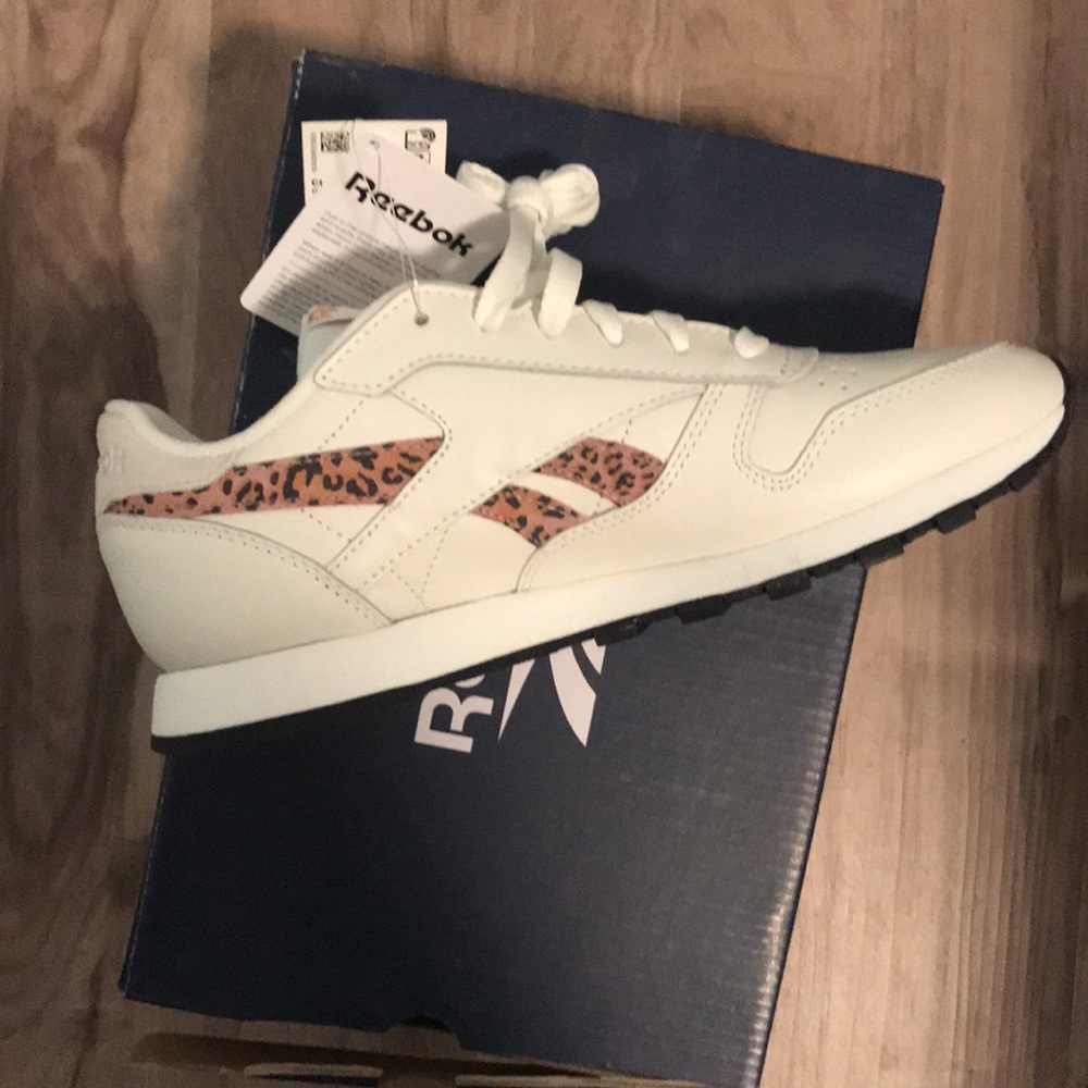 Reebok tennis shoes